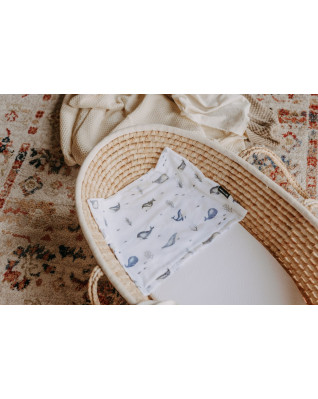 T-TOMI Muslin diaper under the head Gerda